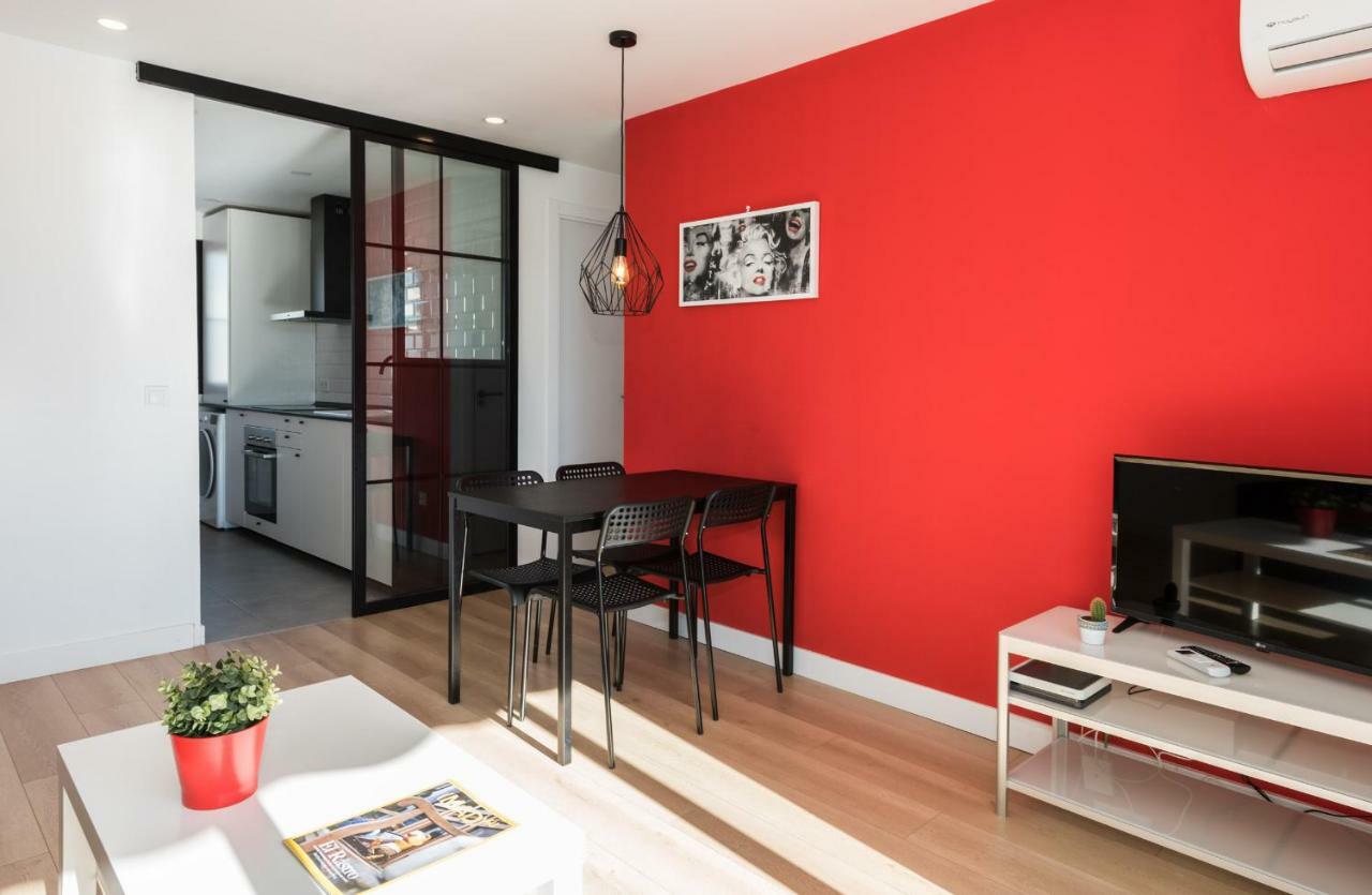 Ever House Ifema Mar De Cristal Madrid Exterior photo