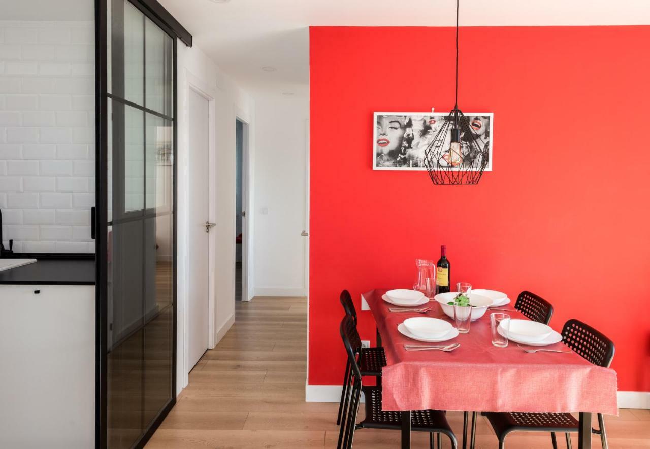 Ever House Ifema Mar De Cristal Madrid Exterior photo
