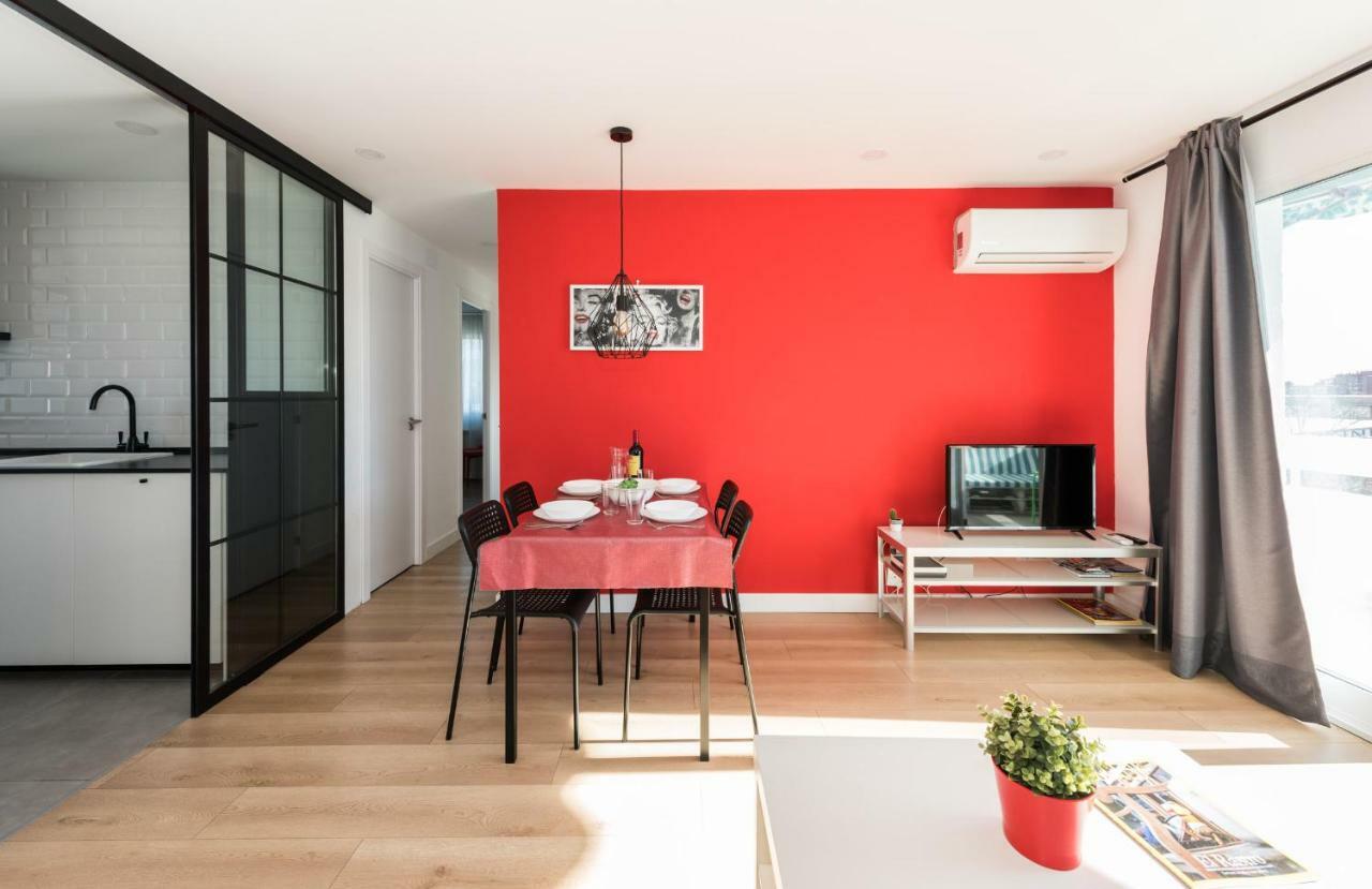Ever House Ifema Mar De Cristal Madrid Exterior photo