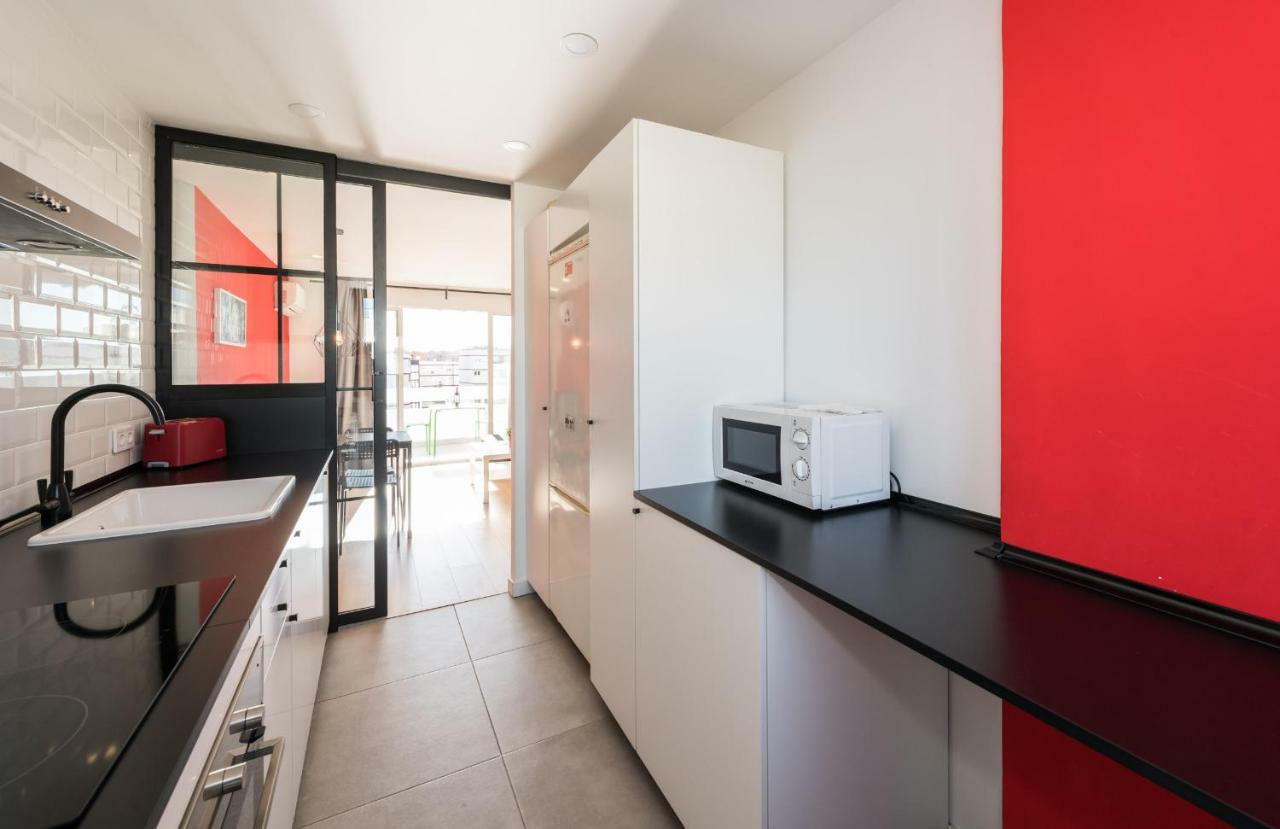 Ever House Ifema Mar De Cristal Madrid Exterior photo